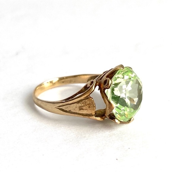 Vintage 14k Gold Cocktail Ring Green Spinel Statement Bold Gemstone Mob Wife - Picture 4 of 9